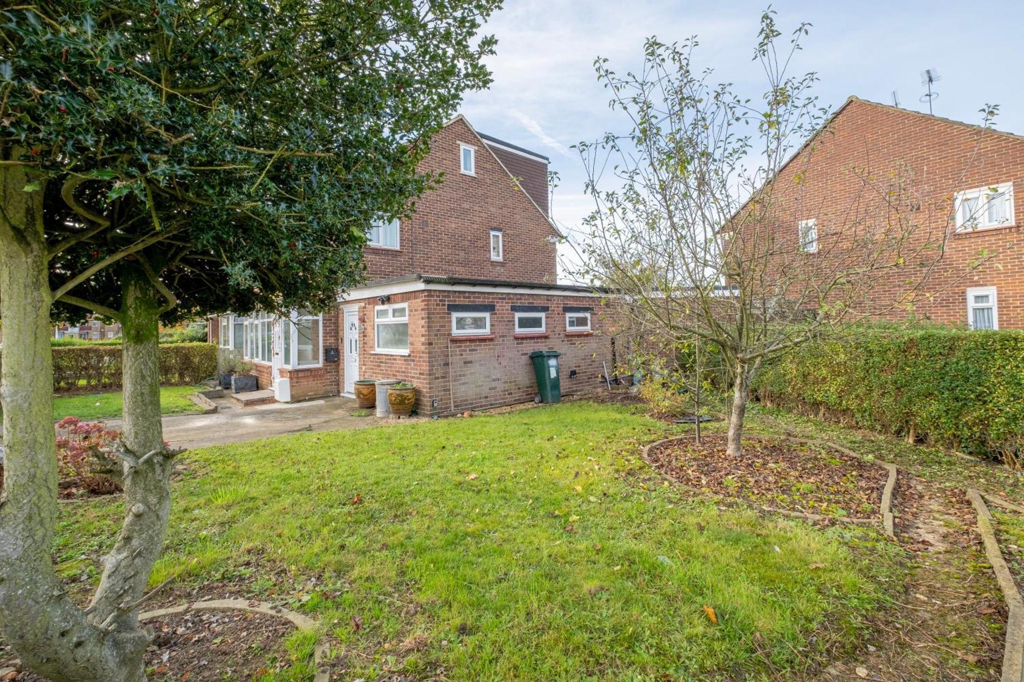 Kings House Apartment Hayes, West London Apt A Northolt  Экстерьер фото